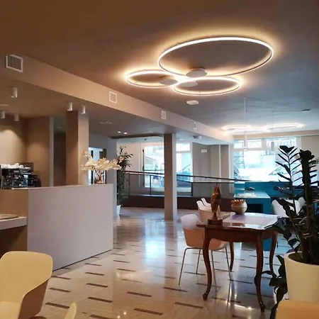 Hotell Bolivar 3*